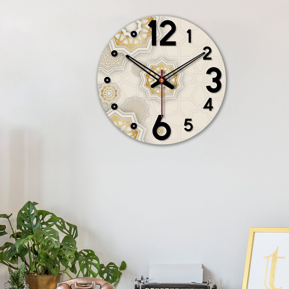 Kaleidoscope Pattern Wooden Wall Clock For Living Room