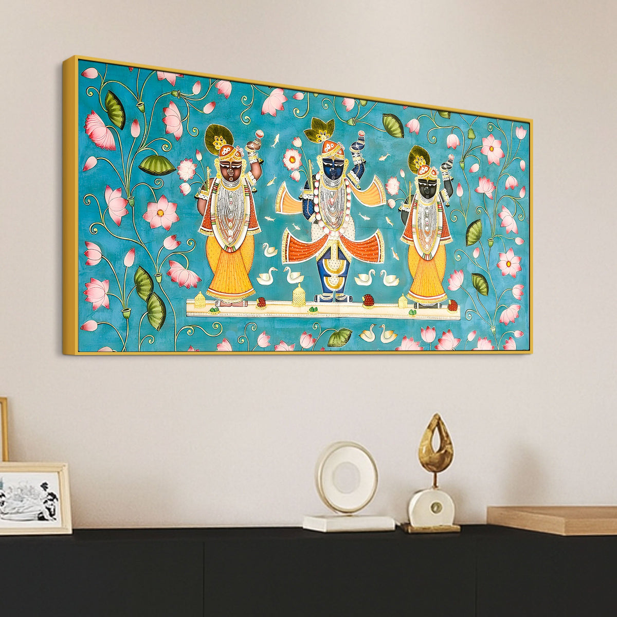 Classic Nathdwara Shrinathji Pichwai Painting on Canvas – Spiritual Decor