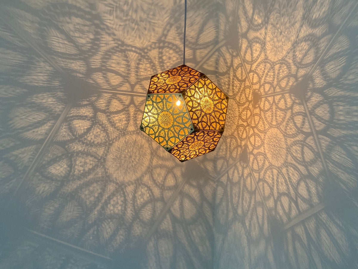 Designer Shadow Casting Pendant Lamp