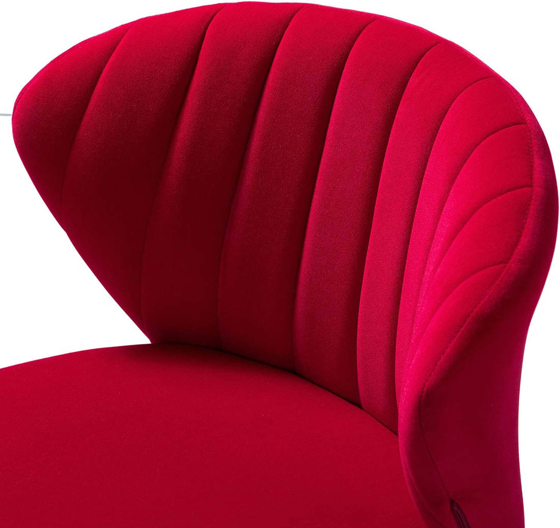 Beautiful Red Velvet Tufted Luxury Lounge Chair