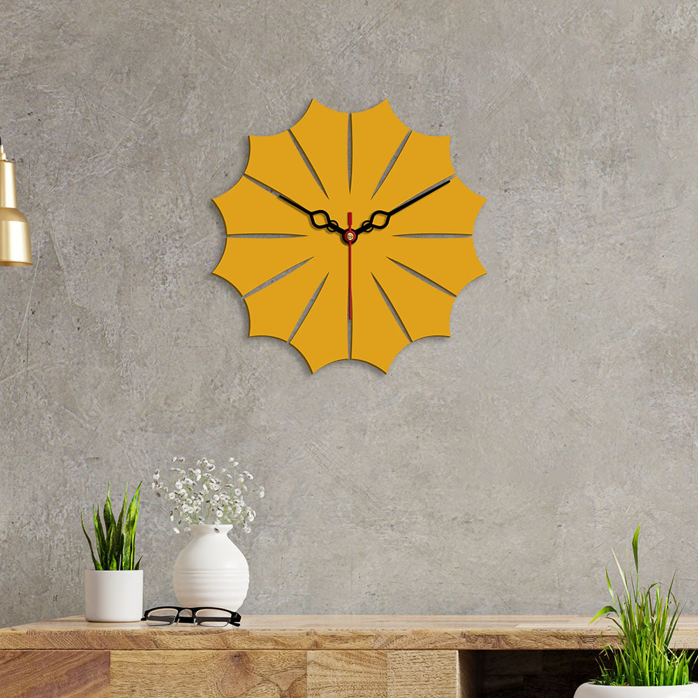 Leaf Shape Designer Wooden Wall Clock
