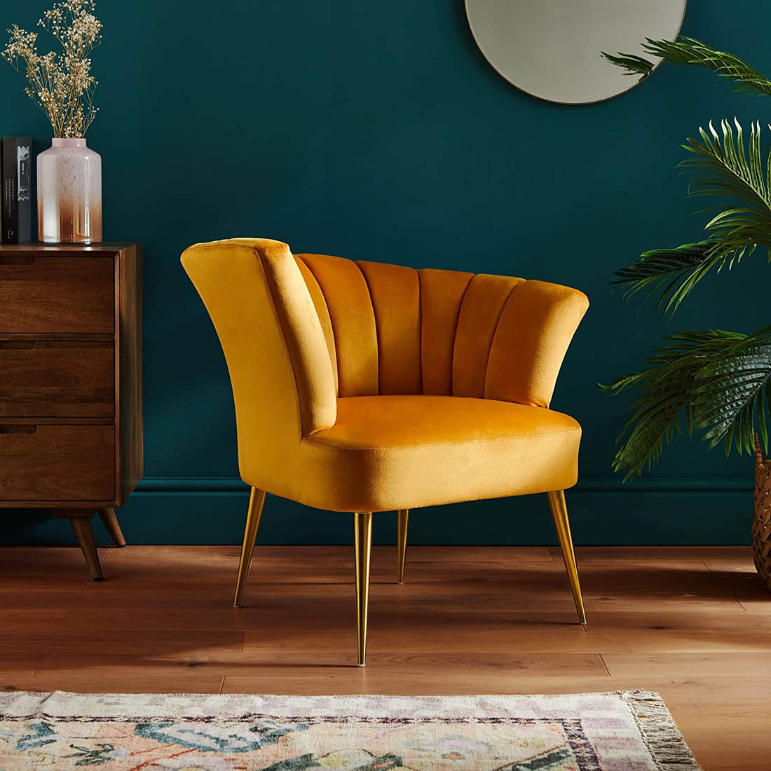 Luxury Opening Shell Designer Yellow Velvet Sofa Lounge Chair